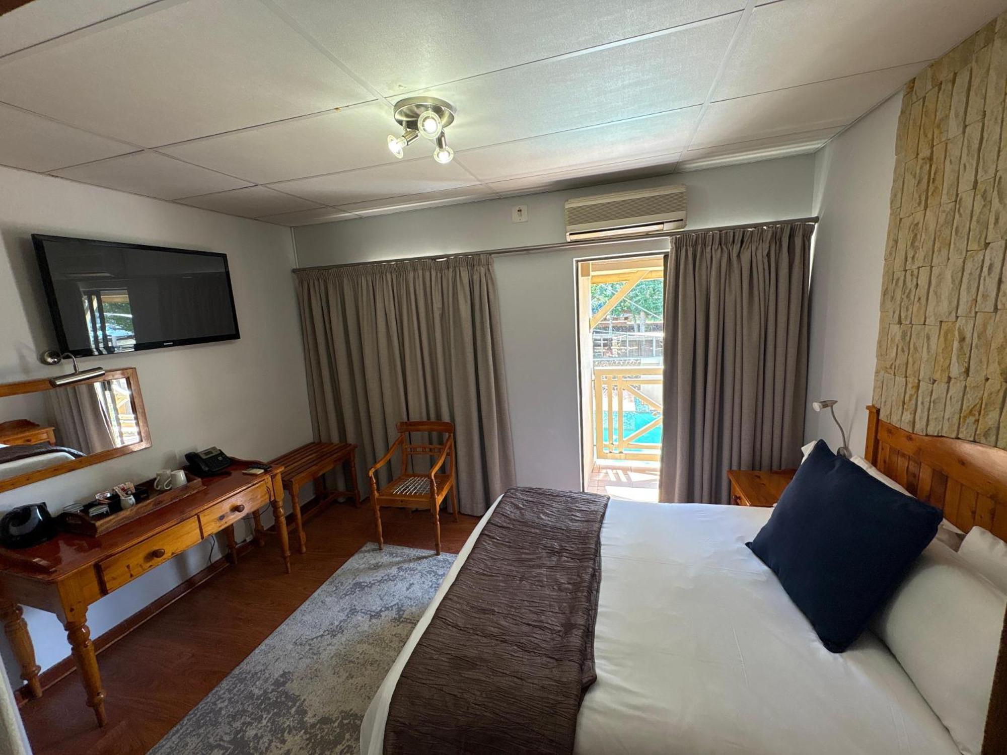 Bloem Spa Hotel & Conference Bloemfontein Exterior photo